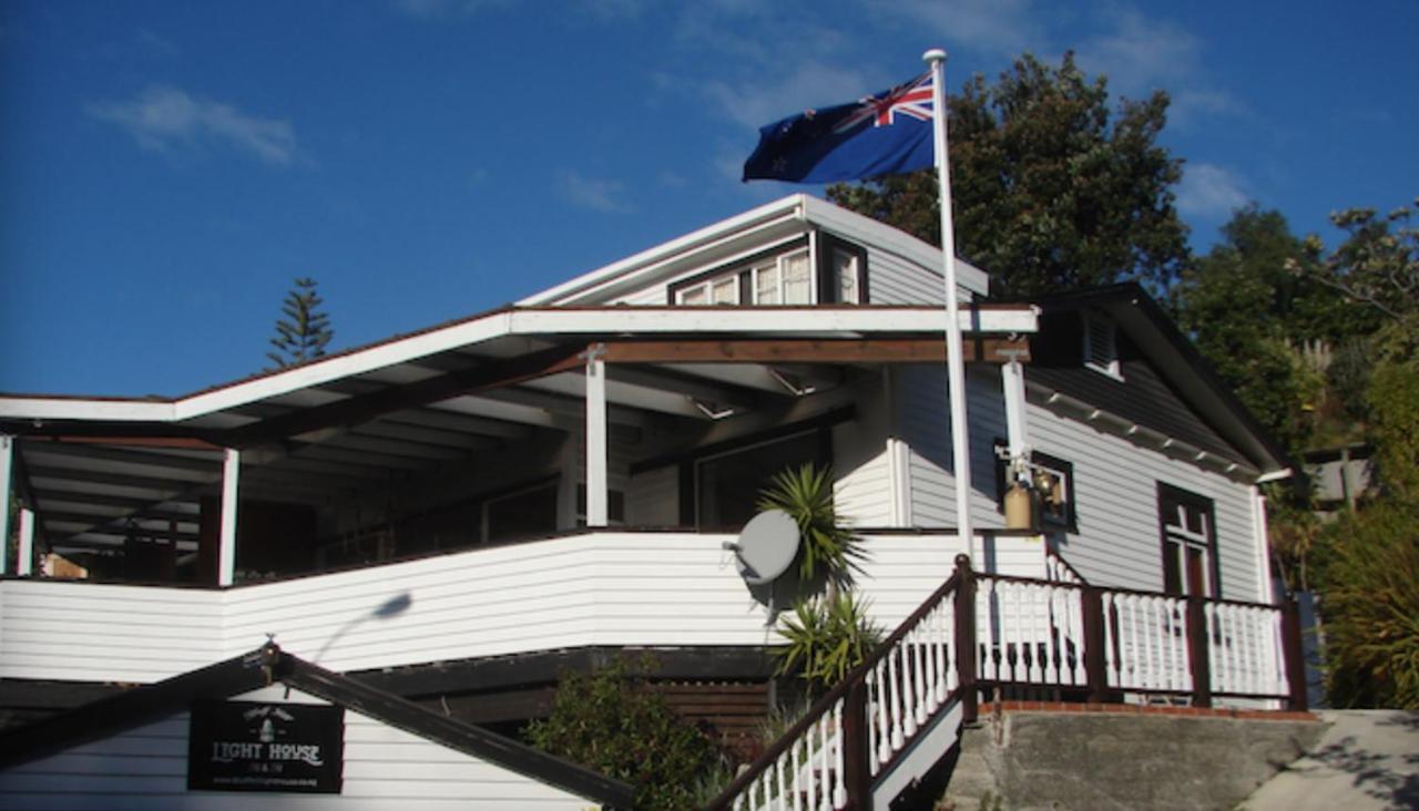 נאפייר Bluff Hill Lighthouse B&B מראה חיצוני תמונה