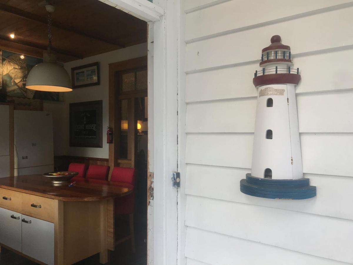 נאפייר Bluff Hill Lighthouse B&B מראה חיצוני תמונה