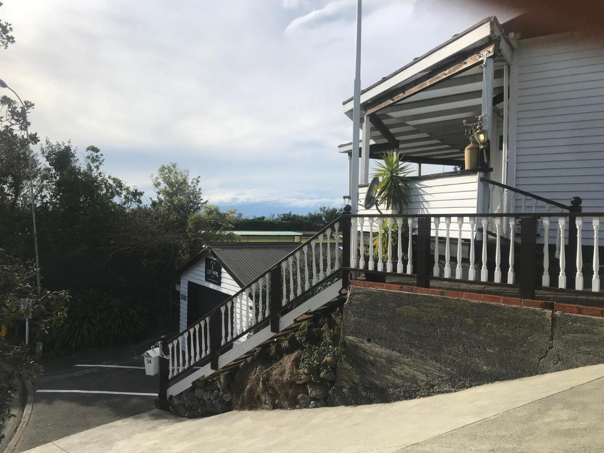 נאפייר Bluff Hill Lighthouse B&B מראה חיצוני תמונה