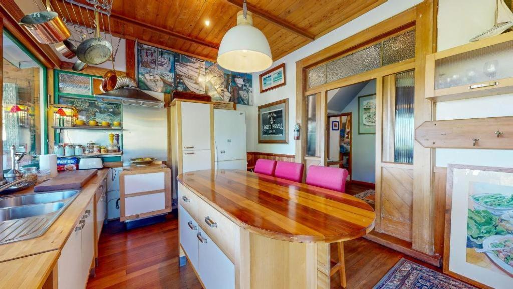 נאפייר Bluff Hill Lighthouse B&B מראה חיצוני תמונה